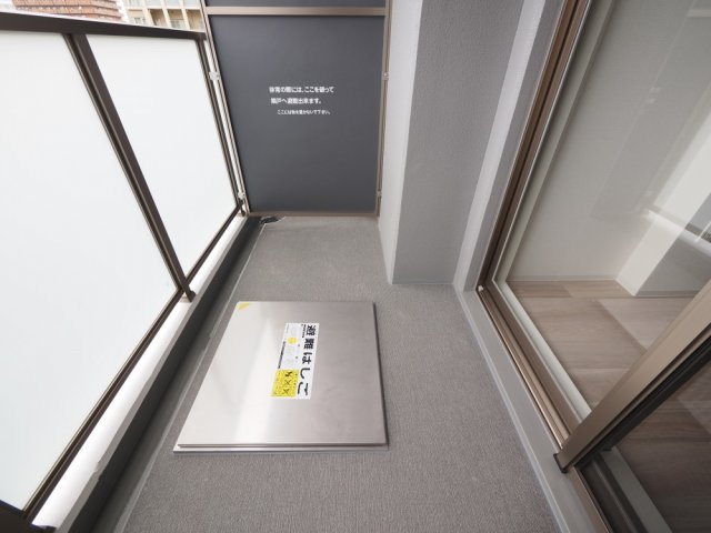 セレニテ東梅田アリエのバルコニー