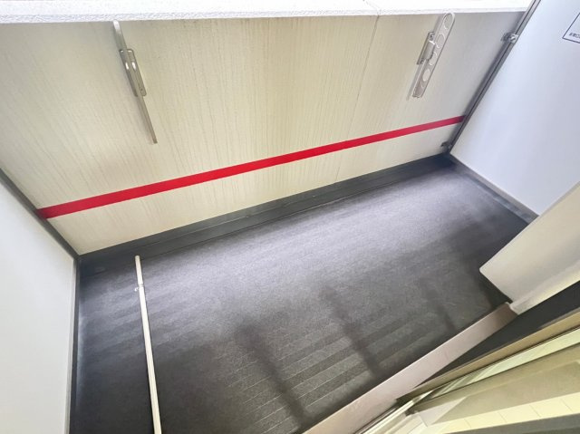 セレニテ本町グランデのバルコニー