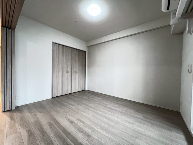 スプランディッド梅田グランノースの洋室