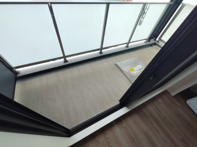 ルネフラッツ谷町四丁目のバルコニー