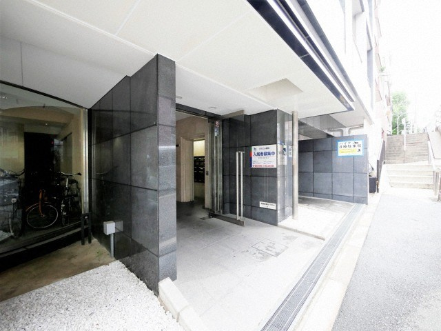 willDo松屋町のエントランス