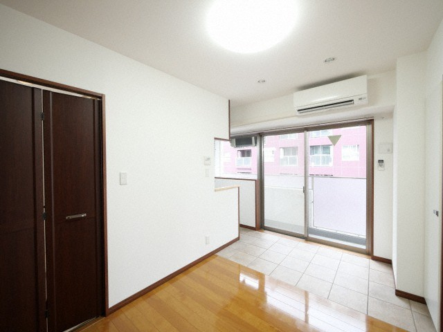 willDo松屋町の居間・リビング