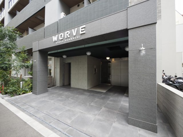 WORVE大阪本町のエントランス