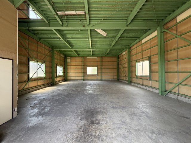 池田倉庫の内装|1階