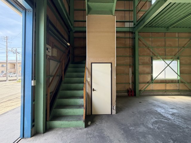 池田倉庫の内装|1階