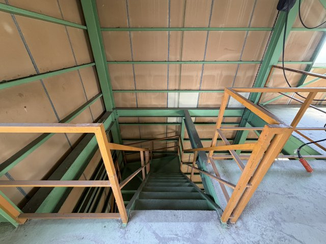 池田倉庫の内装