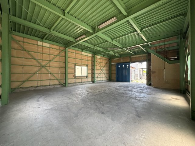 池田倉庫の内装|1階