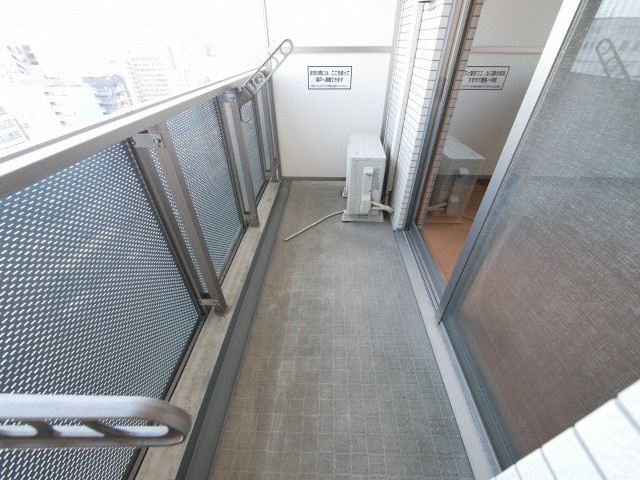ブランクレール谷町のバルコニー