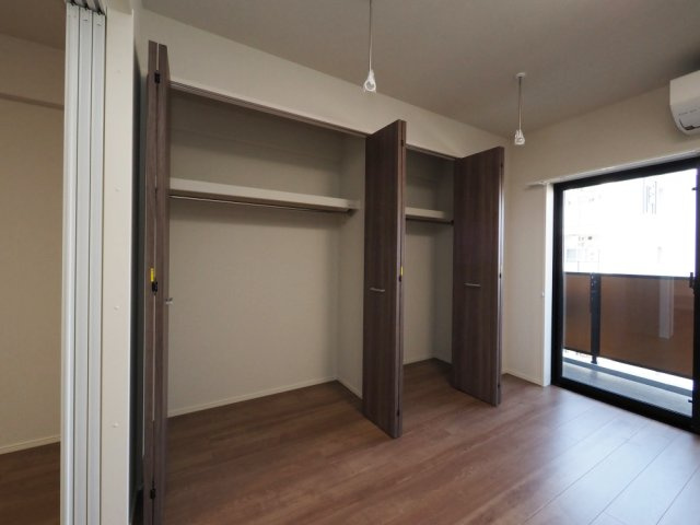 グランセジュール大国町の収納