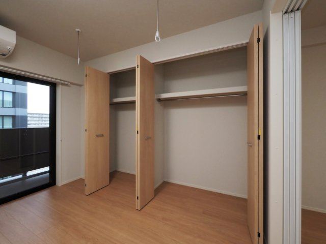 グランセジュール大国町の収納