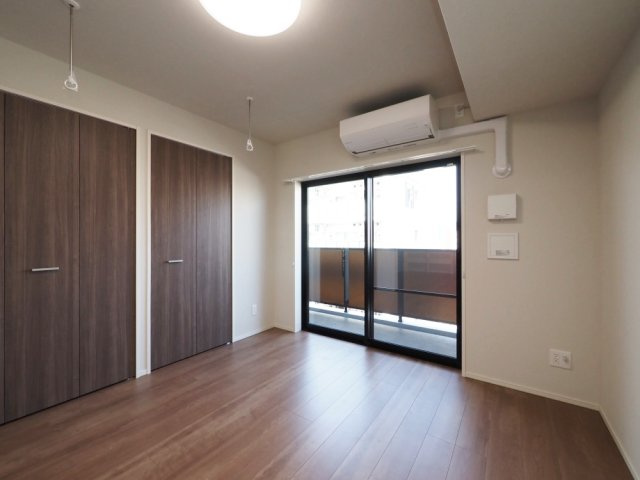 グランセジュール大国町の洋室