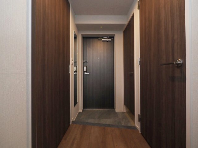 グランセジュール大国町の玄関