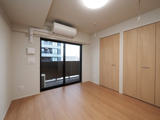 グランセジュール大国町の洋室
