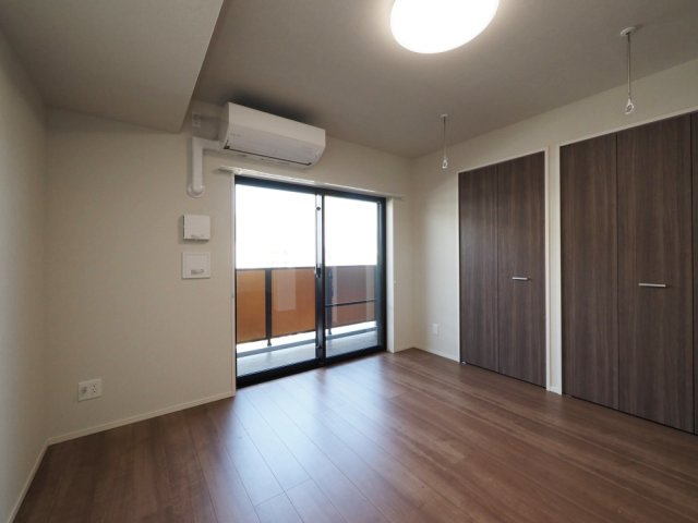 グランセジュール大国町の洋室