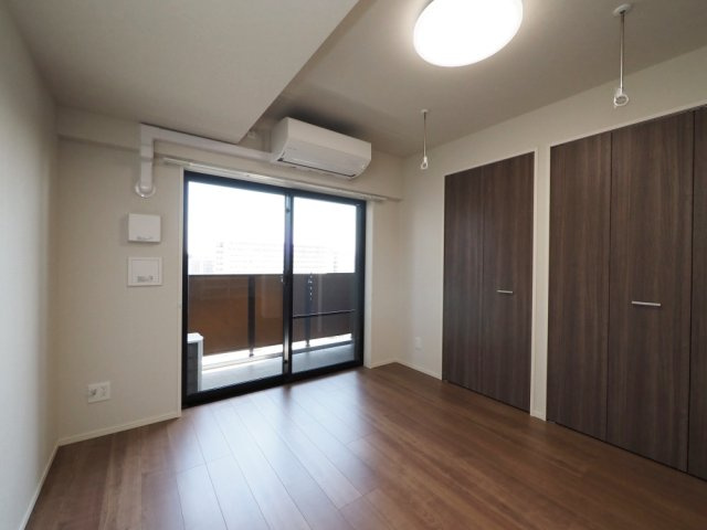 グランセジュール大国町の洋室