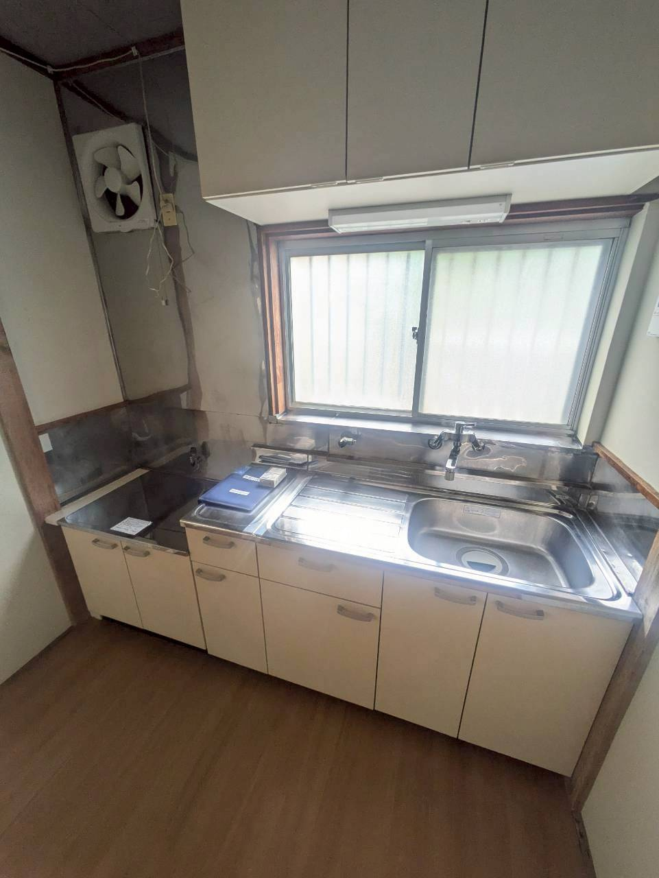 野村貸家のキッチン