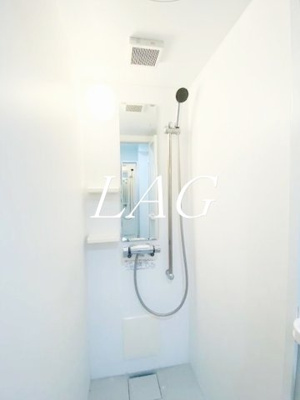 【浴室】 | アーバンセントリック | シャワールームです。