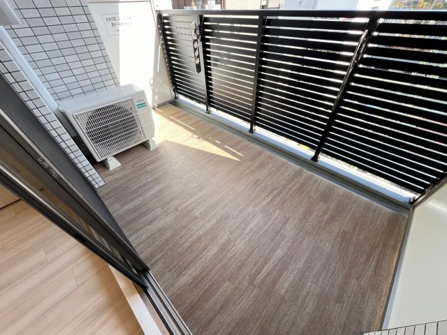プレジオ松屋町のバルコニー