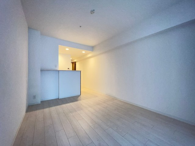 ラ フォルム鎗屋町の居間・リビング