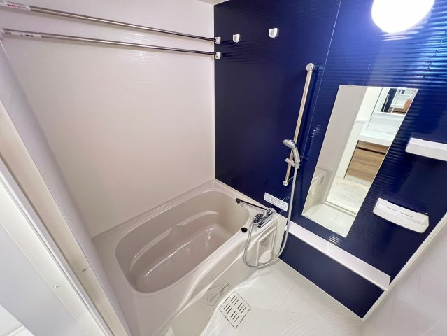 ラ フォルム鎗屋町の浴室