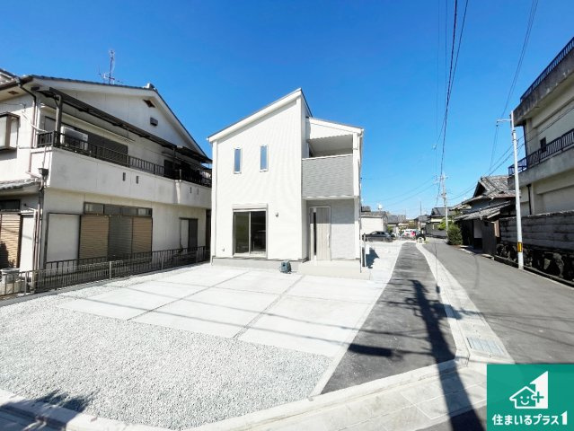 ◆堺市美原区平尾　第4期　新築一戸建ての外観|安心の10年保証！外観を美しく保ち、雨水で汚れを落とします！気になることがありましたら、お気軽にお問い合わせください！