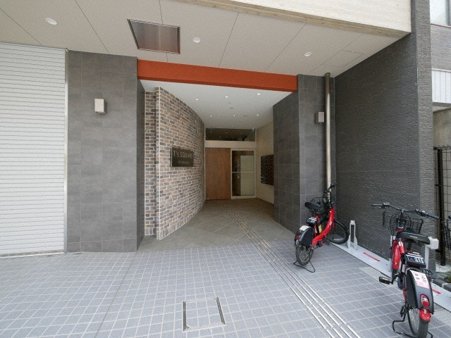Uresidence Temmabashiのエントランス