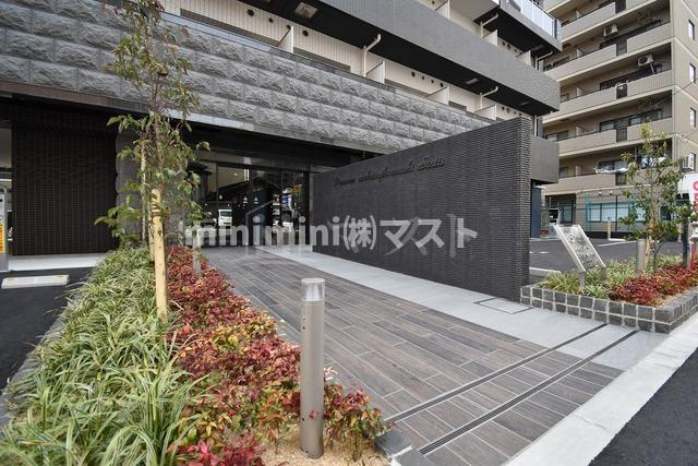 プレサンス堺筋本町センティスのエントランス