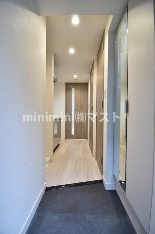 プレサンス堺筋本町センティスの玄関