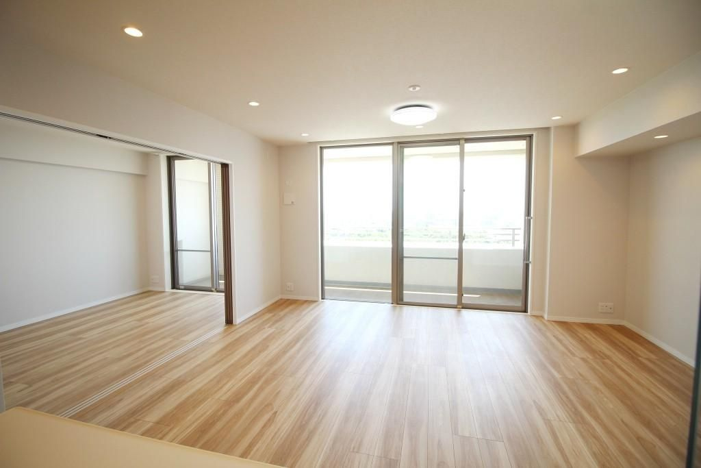 西東京市谷戸町２丁目の中古マンションの居間・リビング