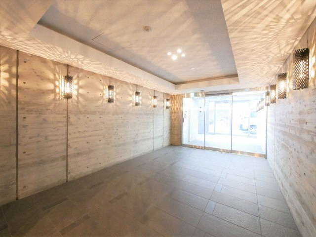 ADWResidence松屋町のロビー