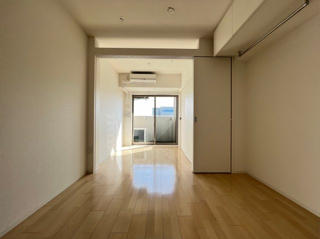 SERENiTE本町refletの内装