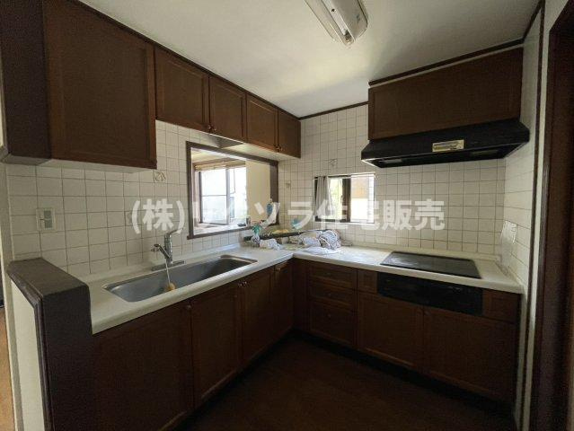 山之上西町　中古一戸建てのキッチン|■物件内覧・資金計画相談・住宅ローン相談、リフォーム相談、お問合せ受付中■
※当日・翌日のご内覧、ご相談はお電話でのお問合せがスムーズです！