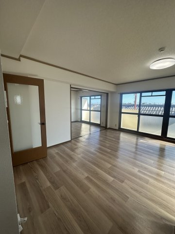 南の風ビルの居間・リビング