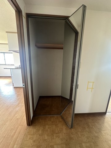 南の風ビルの収納