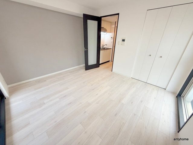 ルクレ西長堀　仲介手数料無料の寝室