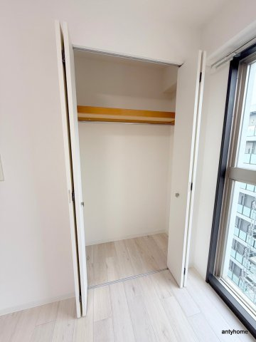 ルクレ西長堀　仲介手数料無料の収納