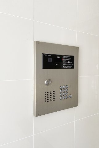 ルシェル大曽根のエントランス