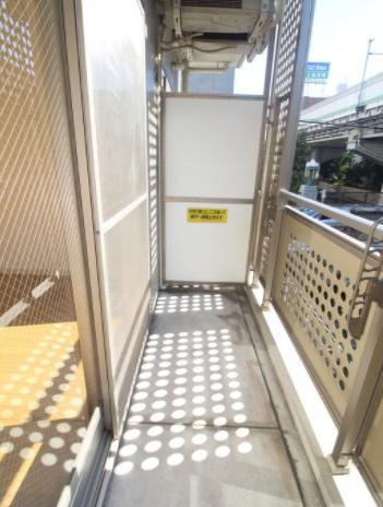 サン・ロレンツ心斎橋東のバルコニー|サン・ロレンツ心斎橋東　バルコニー