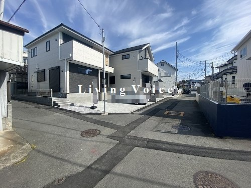 【前面道路含む現地写真】 | 【仲介手数料０円】茅ヶ崎市南湖4期　新築一戸建て　1号棟　全2棟 | 茅ヶ崎市南湖4期　新築一戸建て　全2棟