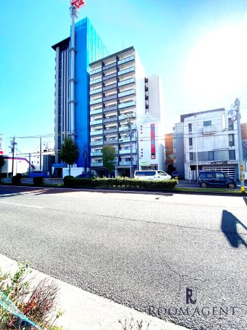 aLATO白壁の外観