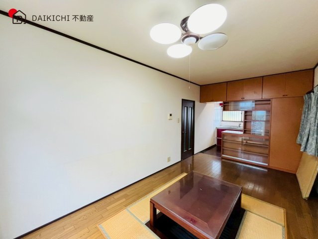 【居間・リビング】 | 日高市高麗川3丁目　中古戸建