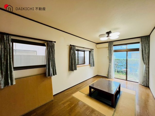 【居間・リビング】 | 日高市高麗川3丁目　中古戸建