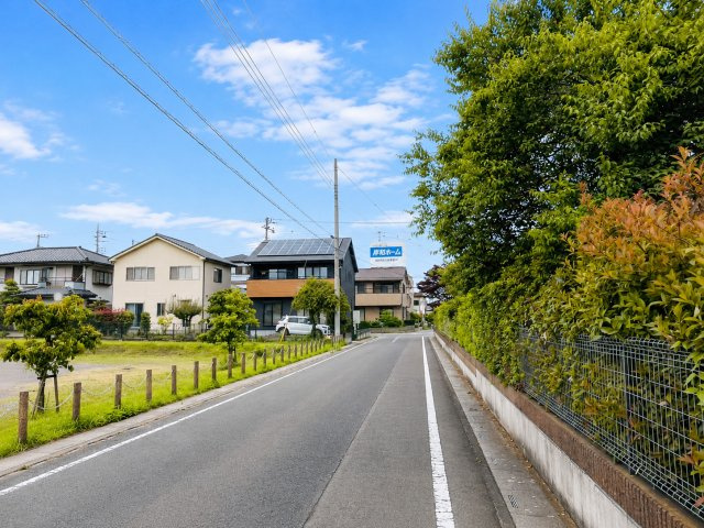 【前面道路含む現地写真】 | 日高市高麗川3丁目　中古戸建