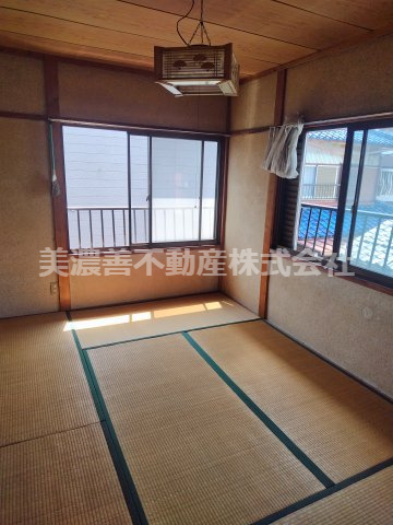 ６７０４５　羽島市竹鼻町狐穴中古戸建ての和室