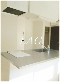 【キッチン】 | Ａｐａｒｔａｍｅｎｔｏ　ＫＯＭＡＧＯＭＥ　アパルタメントコマゴメ | キッチンです。