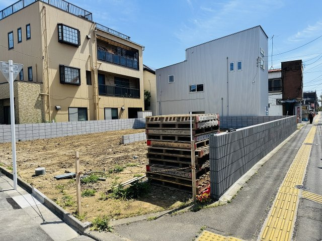 八王子市　元本郷町　新築一戸建て　１１期の駐車場|～並列2台駐車可能カースペース～