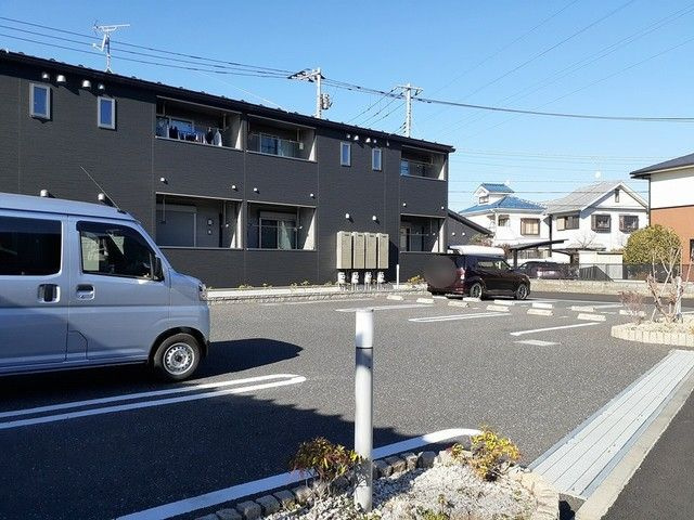 アビテ深大寺の駐車場
