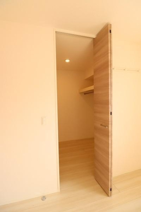 ソレイユ三原台　Aの収納