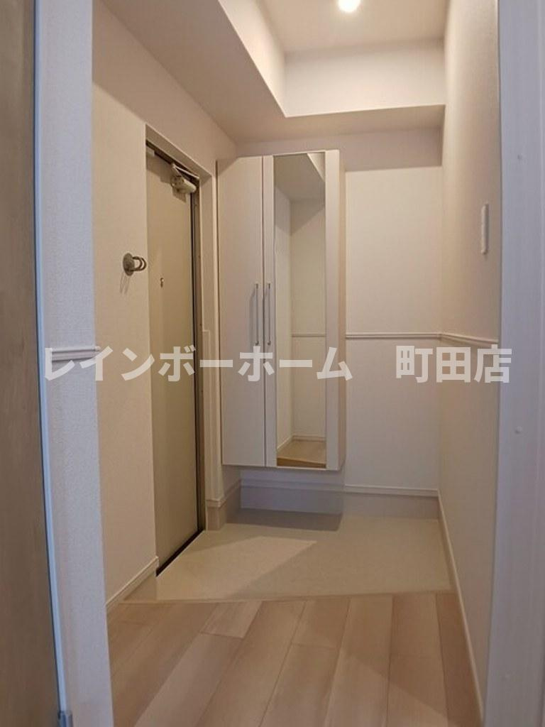 ルリアンラポーズ※初期費用分割あと払いサービス利用可能物件の玄関