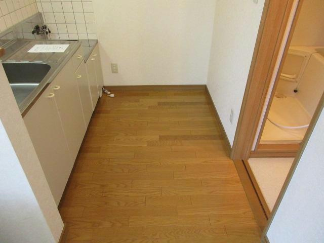 ラ・ポレール啓北のキッチン